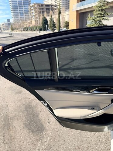 BMW 530-21