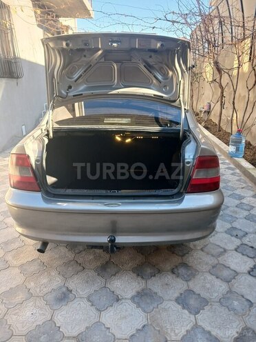 Opel Vectra-10