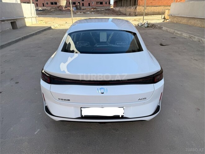 Changan Qiyuan A05 2025, 0 km - 1.5 l - Sumqayıt