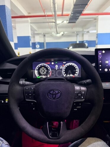 Toyota Camry-15