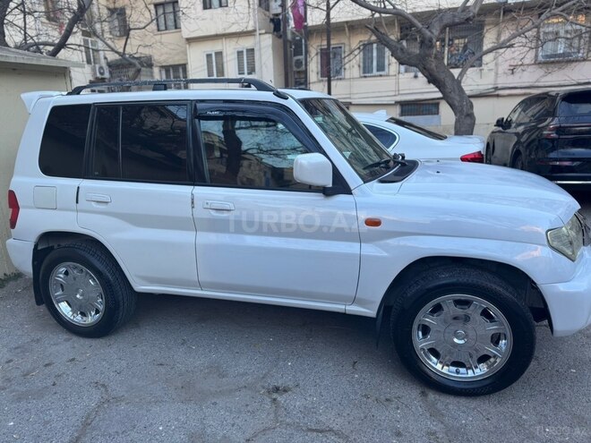 Mitsubishi Pajero io 2000, 370,000 km - 1.8 l - Bakı