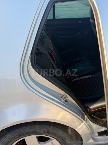 Volkswagen Golf 2000, 250,000 km - 1.4 l - Bakı