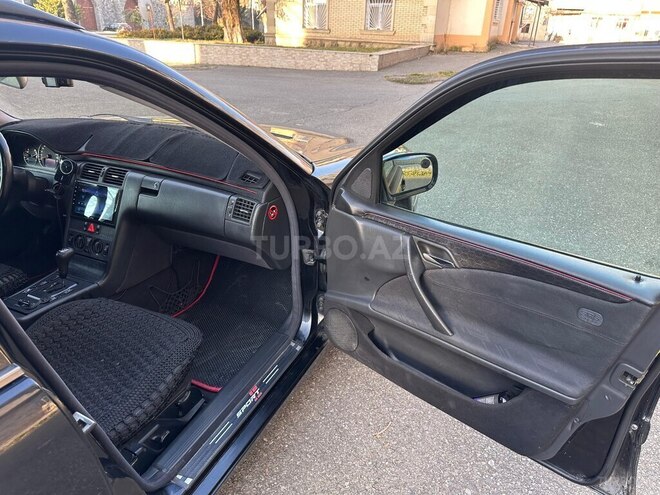 Mercedes E 240 1999, 651,000 km - 2.4 l - İsmayıllı
