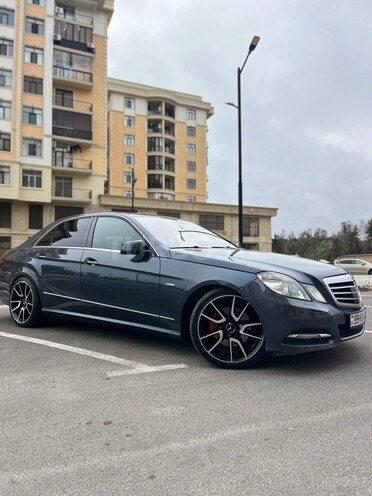Mercedes E 350 2010, 299,560 km - 3.0 l - Bakı