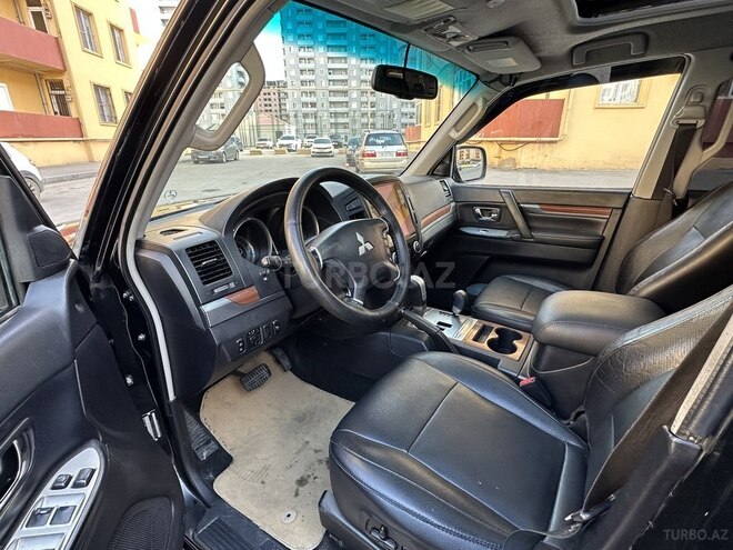 Mitsubishi Pajero 2008, 209,357 km - 3.0 л - Xırdalan