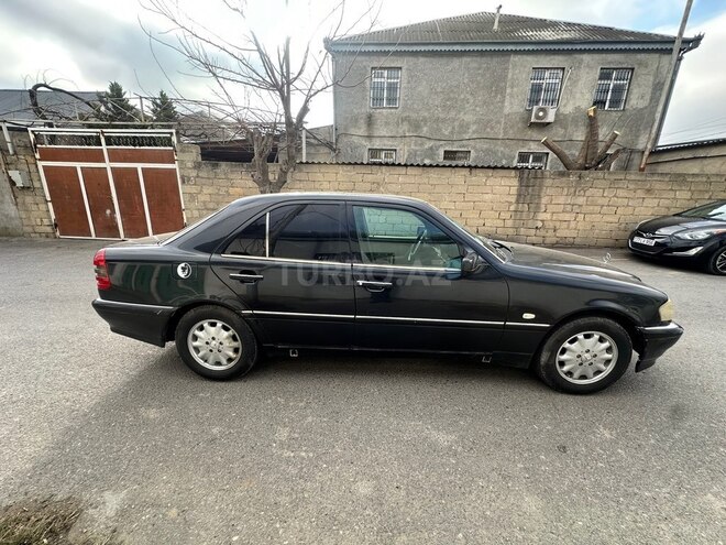 Mercedes C 220 1995, 450,000 km - 2.2 l - Bakı