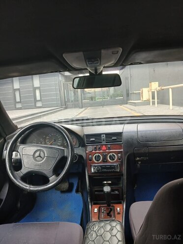 Mercedes C 220 1998, 422,211 km - 2.2 l - Bakı