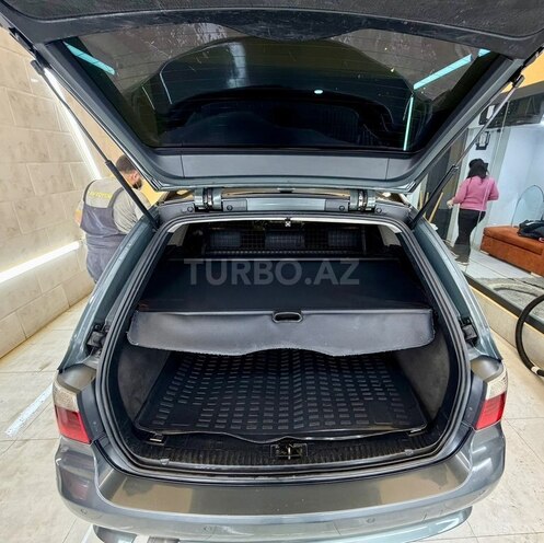 BMW 520 2006, 422,000 km - 2.0 l - Bakı