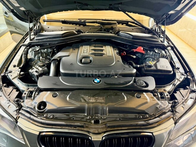 BMW 520 2006, 422,000 km - 2.0 l - Bakı