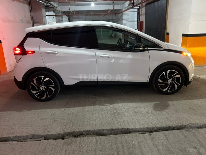 Chevrolet Bolt-2