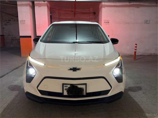 Chevrolet Bolt-1