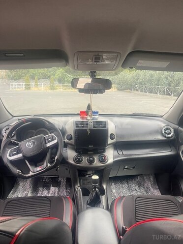 Toyota RAV4 2011, 278,000 km - 2.0 l - Şəki