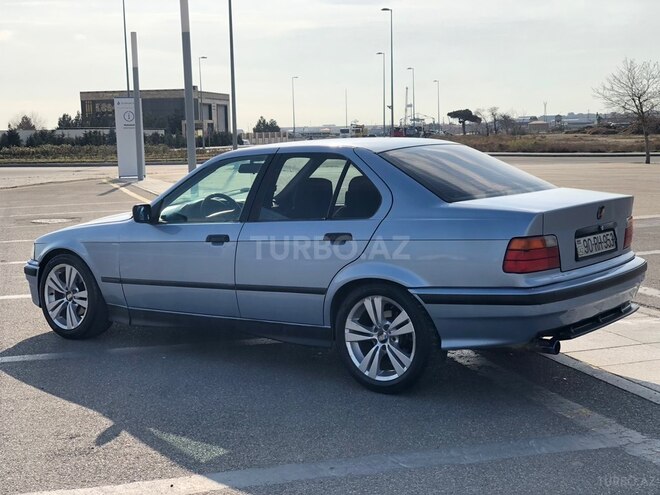 BMW 320 1993, 258,000 km - 2.0 l - Bakı