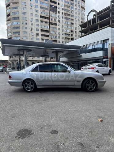 Mercedes E 200 1999, 434,554 km - 2.0 l - Bakı