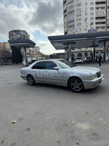 Mercedes E 200 1999, 434,554 km - 2.0 l - Bakı