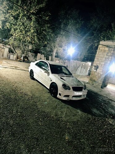 Mercedes C 200 2001, 292,000 km - 2.0 л - Sumqayıt