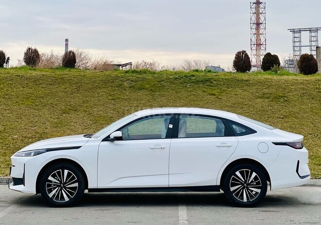 Changan Qiyuan A05 2025, 0 km - 1.5 l - Bakı