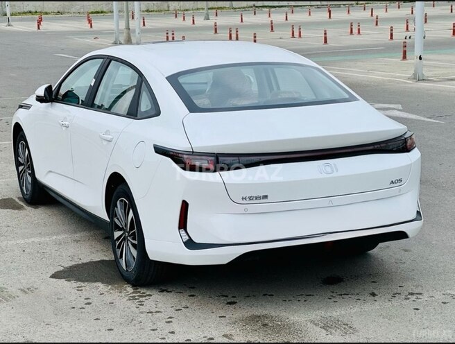 Changan Qiyuan A05 2025, 0 km - 1.5 l - Bakı