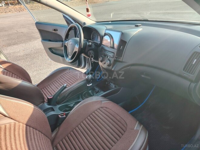 Hyundai i30 2011, 344,500 km - 1.6 l - Qəbələ