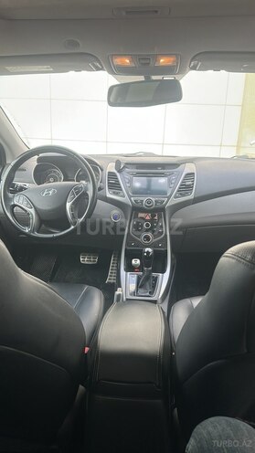 Hyundai Elantra 2015, 209,215 km - 2.0 л - Bakı