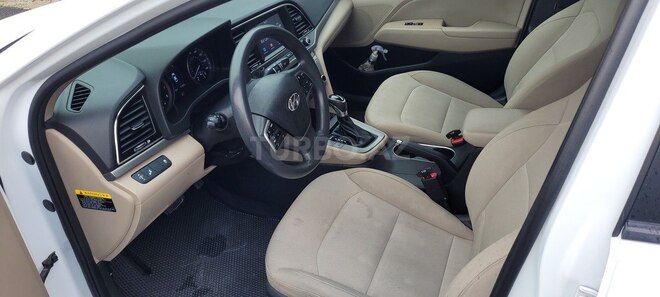 Hyundai Elantra 2017, 121,000 km - 2.0 l - Bakı