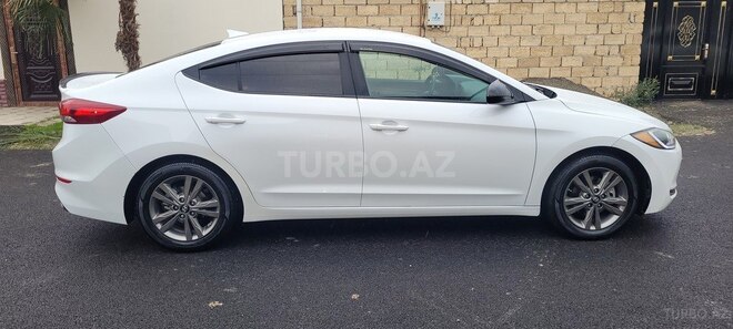 Hyundai Elantra 2017, 121,000 km - 2.0 l - Bakı