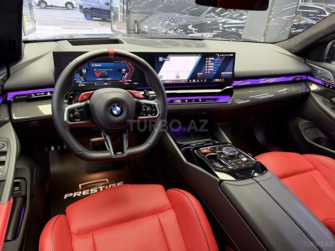 BMW M5-18