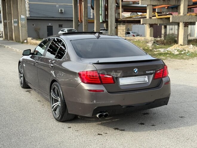 BMW 528 2013, 275,000 km - 2.0 l - Bakı
