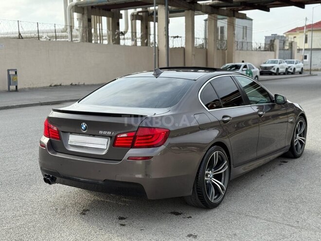 BMW 528 2013, 275,000 km - 2.0 l - Bakı