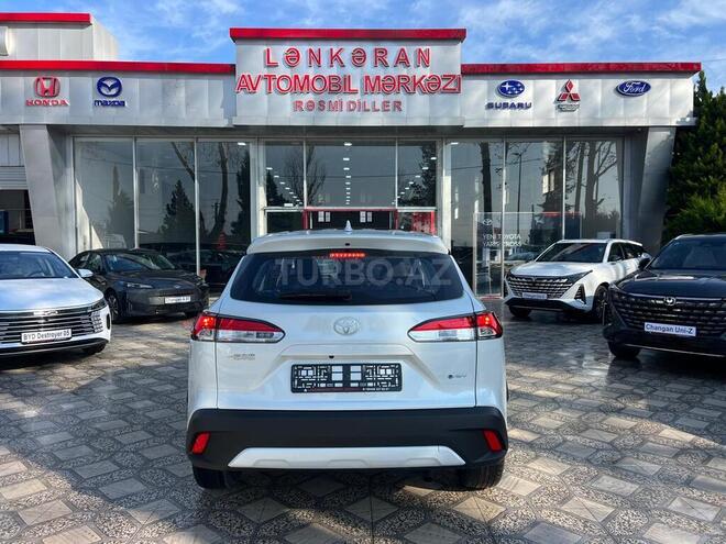 Toyota Corolla Cross-6