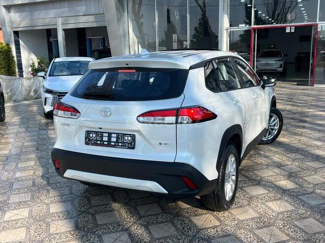 Toyota Corolla Cross-5