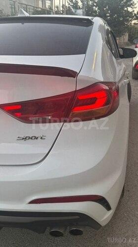 Hyundai Elantra 2017, 157,716 km - 1.6 l - Bakı