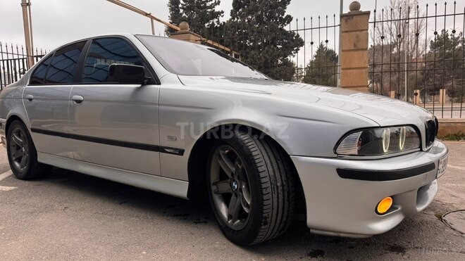 BMW 525 2001, 377,500 km - 2.5 l - Bakı