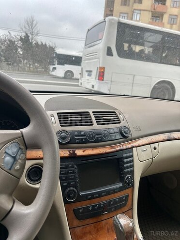 Mercedes E 350-9