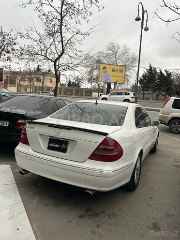 Mercedes E 350-5