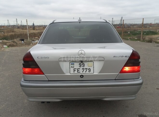 Mercedes C 200 2000, 267,300 km - 2.0 l - Bakı