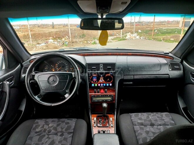 Mercedes C 200 2000, 267,300 km - 2.0 l - Bakı