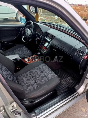 Mercedes C 200 2000, 267,300 km - 2.0 l - Bakı