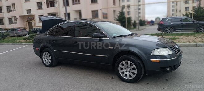Volkswagen Passat 2001, 285,582 km - 1.8 l - Bakı