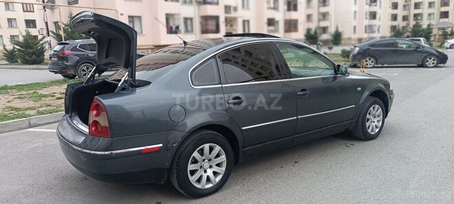 Volkswagen Passat 2001, 285,582 km - 1.8 l - Bakı