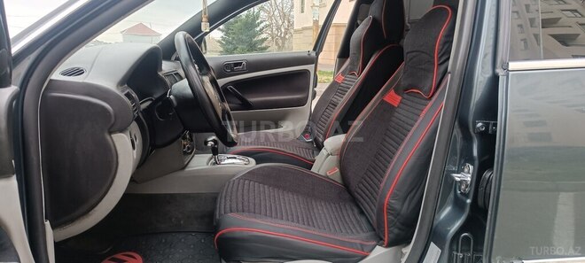 Volkswagen Passat 2001, 285,582 km - 1.8 l - Bakı