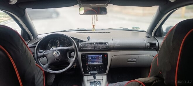 Volkswagen Passat 2001, 285,582 km - 1.8 l - Bakı