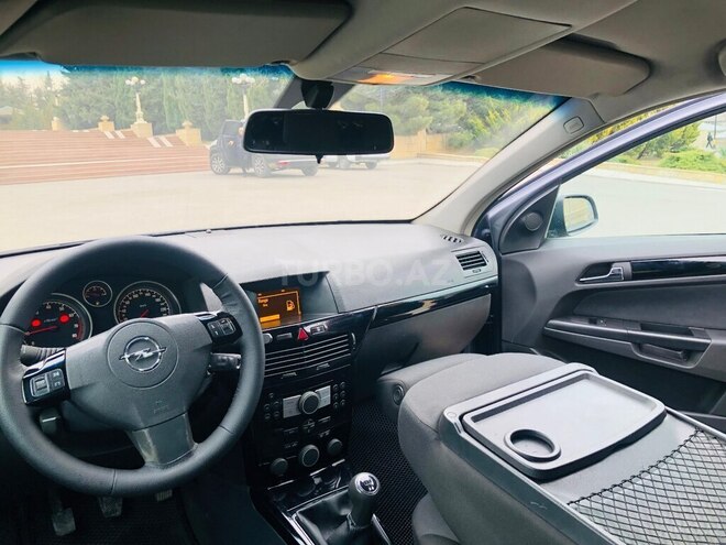 Opel Astra 2005, 195,630 km - 1.6 l - Şamaxı