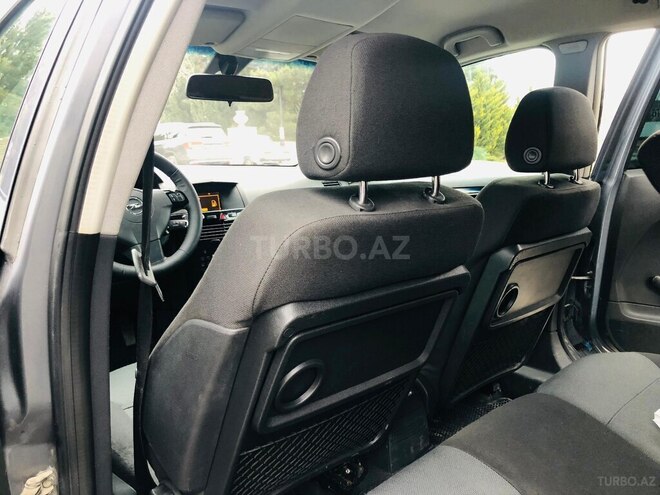 Opel Astra 2005, 195,630 km - 1.6 l - Şamaxı