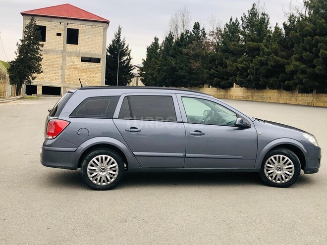 Opel Astra 2005, 195,630 km - 1.6 l - Şamaxı