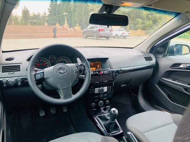 Opel Astra 2005, 195,630 km - 1.6 l - Şamaxı