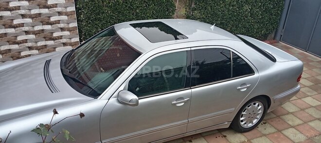 Mercedes E 280 1999, 272,000 km - 2.8 l - Lənkəran