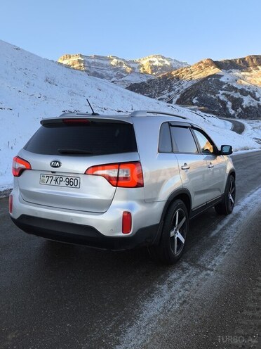 Kia Sorento 2014, 253,000 km - 2.0 l - Quba
