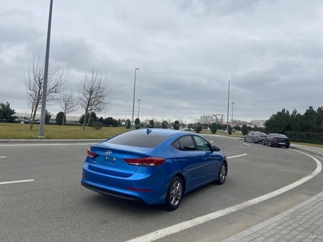 Hyundai Elantra 2017, 110,000 km - 2.0 л - Bakı