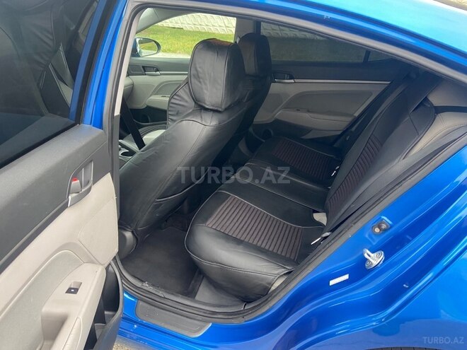 Hyundai Elantra 2017, 110,000 km - 2.0 л - Bakı